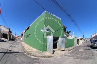 Casa à venda - Bairro São Conrado | Duplex e de Esquina