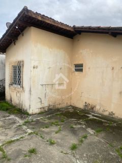 Casa à venda no Bairro Aruana em Aracaju - 02 quartos e Portão Eletrônico