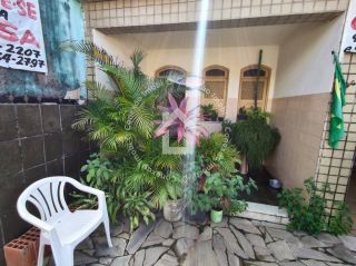 Casa à venda no Bairro Novo Paraíso - 4 Quartos, 2 Suítes