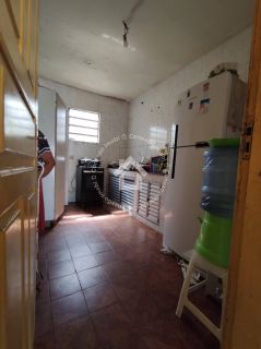Casa à venda no Bairro Novo Paraíso - 4 Quartos, 2 Suítes