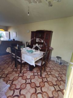Casa à venda no Bairro Novo Paraíso - 4 Quartos, 2 Suítes