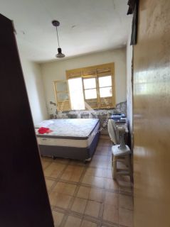 Casa à venda no Bairro Novo Paraíso - 4 Quartos, 2 Suítes