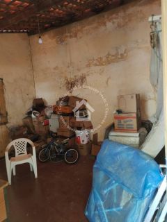 Casa à venda no Bairro Novo Paraíso - 4 Quartos, 2 Suítes