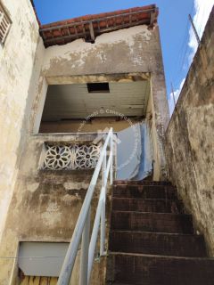 Casa à venda no Bairro Novo Paraíso - 4 Quartos, 2 Suítes