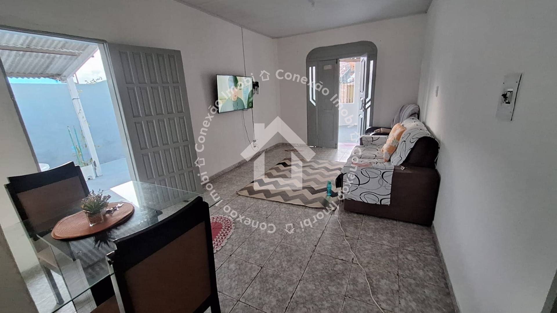 Casa à venda no Bairro Marcos Freire II em Nossa Senhora Do Socorro -  02 Quartos e Sala Ampla