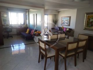 Apartamento à venda no CONDOMÍNIO ADAUTO NICOLAU DE OLIVEIRA - Bairro Grageru | 2 Suítes e 2 varandas