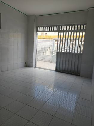 Casa à venda no Bairro Luzia - 3 Quartos, 1 Suíte