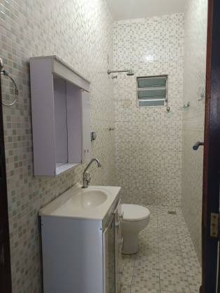 Casa à venda no Bairro Luzia - 3 Quartos, 1 Suíte