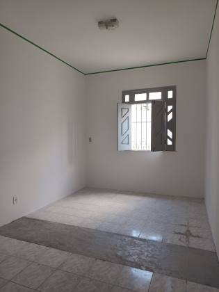 Casa à venda no Bairro Luzia - 3 Quartos, 1 Suíte