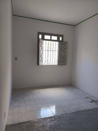 Casa à venda no Bairro Luzia - 3 Quartos, 1 Suíte