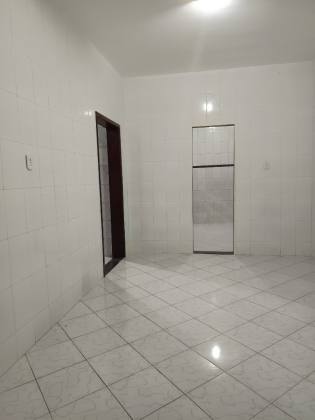 Casa à venda no Bairro Luzia - 3 Quartos, 1 Suíte