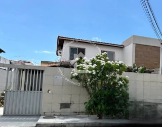 Casa à venda no CONDOMÍNIO VIVENDAS DE ARACAJU -  Bairro Siqueira Campos | 03 quartos, 01 suítes