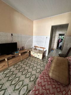 Casa à venda no Bairro Pereira Lobo - Avenida Principal | 3 Quartos