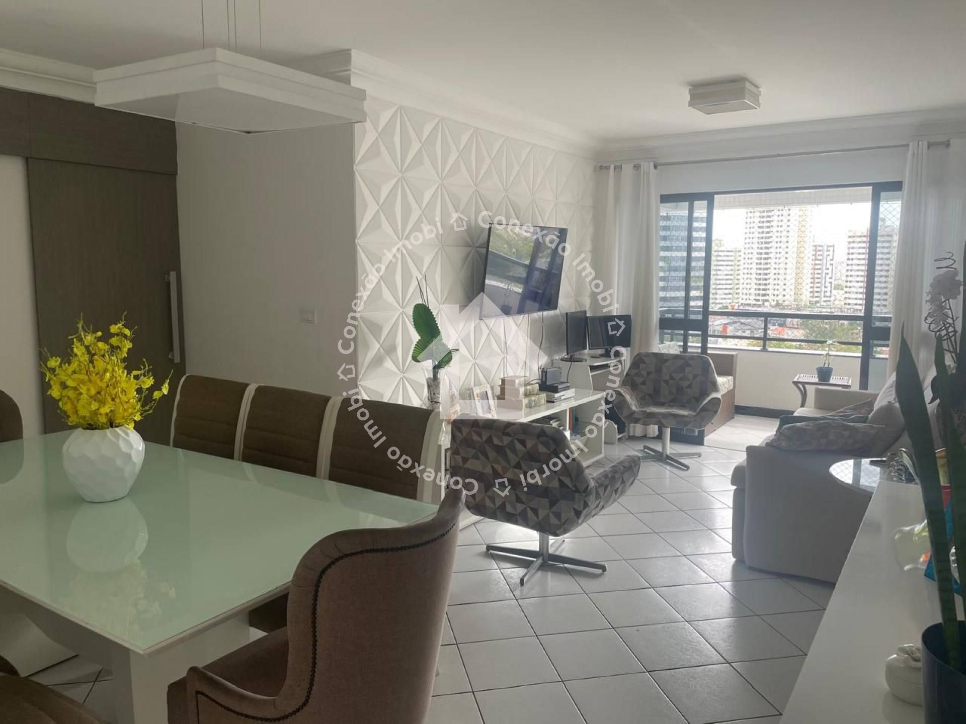 Apartamento à venda no CONDOMÍNIO TYROL - Bairro Jardins | 3 Quartos, 1 Suíte