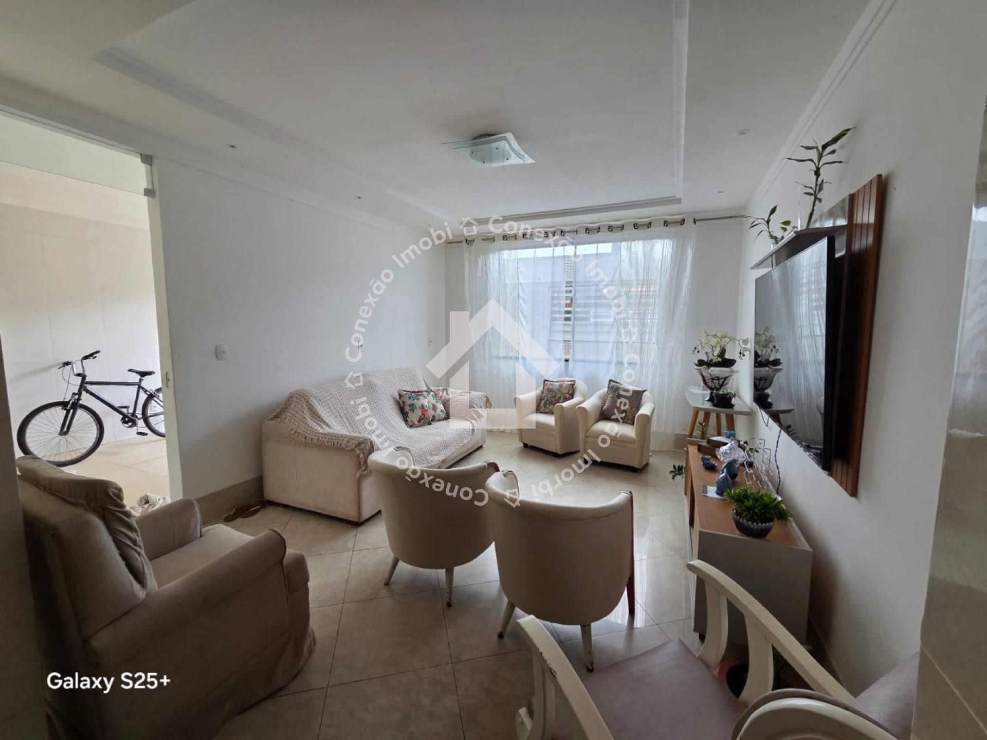 Casa à venda no CONDOMÍNIO CORONEL HÉLIO SILVA - Bairro Santos Dumont | 3 quartos, 1 suíte