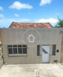 Casa à venda no Bairro Santo Antônio | 4 Quartos