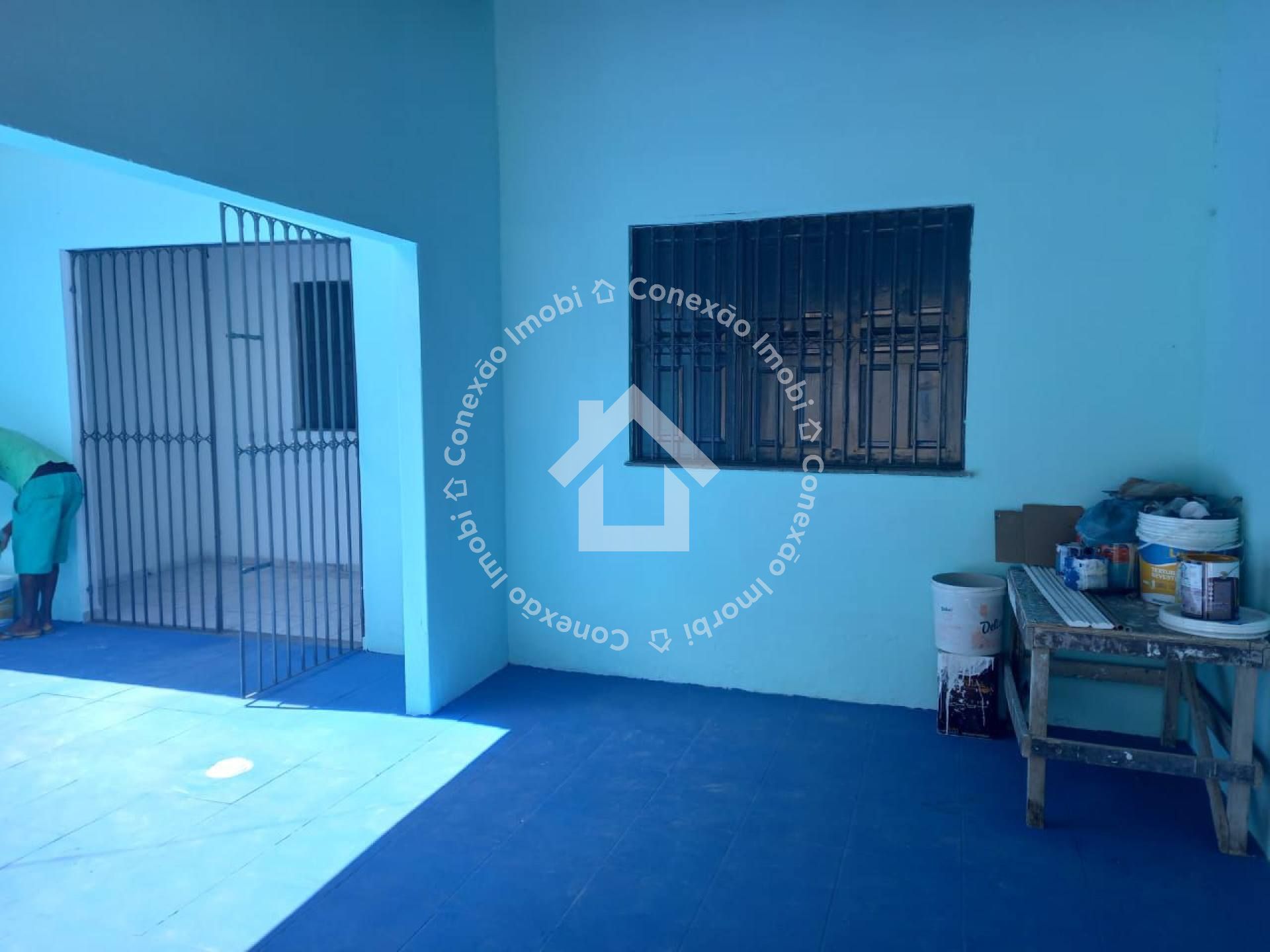 Casa à venda no Marivan | 2 Quartos, Reformada