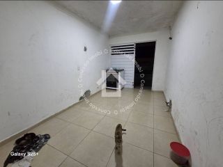 Casa com ponto comercial à Venda no Albano Franco com Piscina Privativa e Viveiro