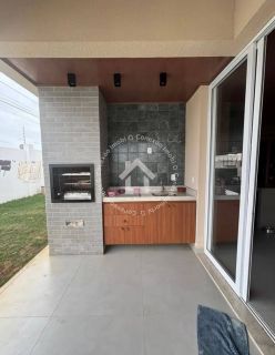 Oportunidade no Quintas da Barra – Casa com 2 Suítes e Área de Lazer
