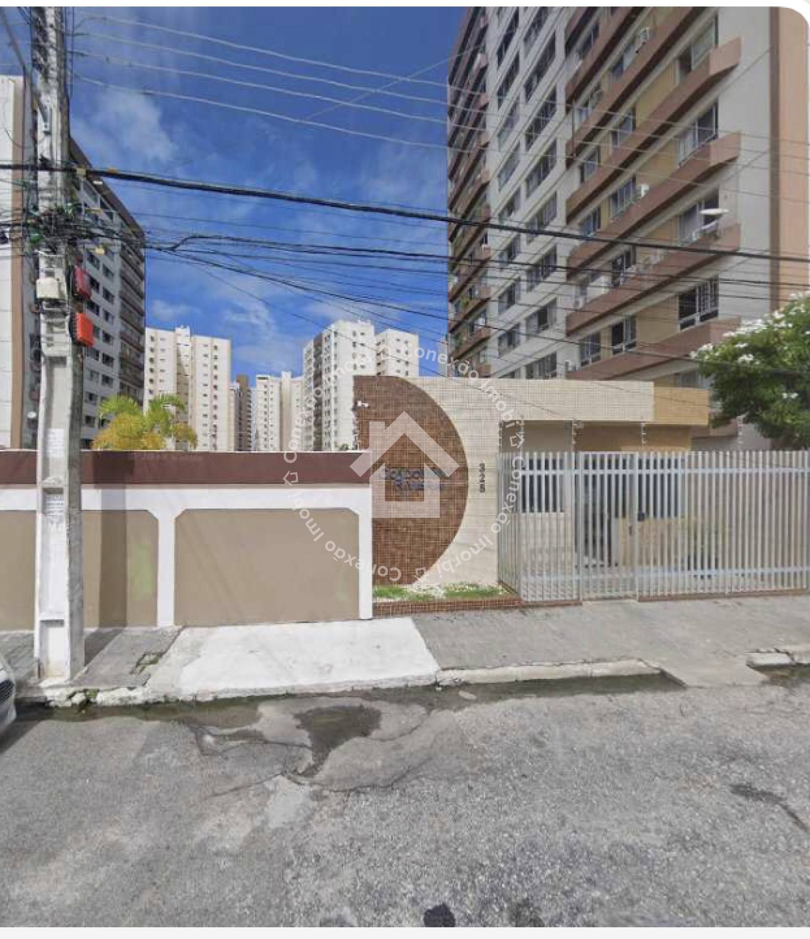 Apartamento à venda no CONDOMÍNIO RIVIERA - Bairro 13 de Julho | 3 Quartos, 1 Suíte