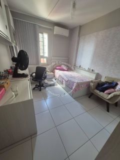 Apartamento à venda no CONDOMÍNIO RIVIERA - Bairro 13 de Julho | 3 Quartos, 1 Suíte
