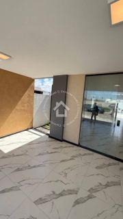 Casa com piscina à venda no CONDOMÍNIO SOL E PRAIA | Pé na areia com 3 quartos