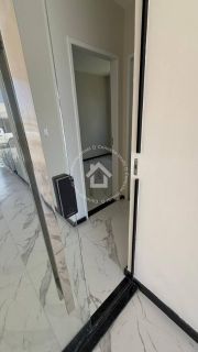 Casa com piscina à venda no CONDOMÍNIO SOL E PRAIA | Pé na areia com 3 quartos