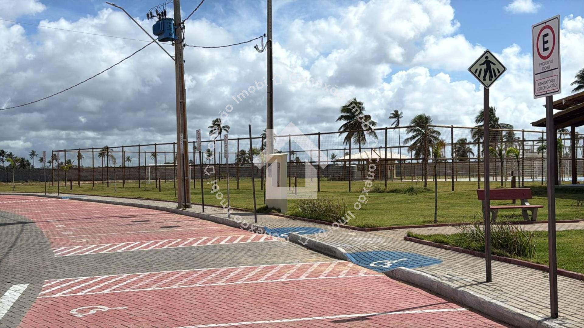 Lote à venda no CONDOMÍNIO MARES MALUÍ | 200 m²