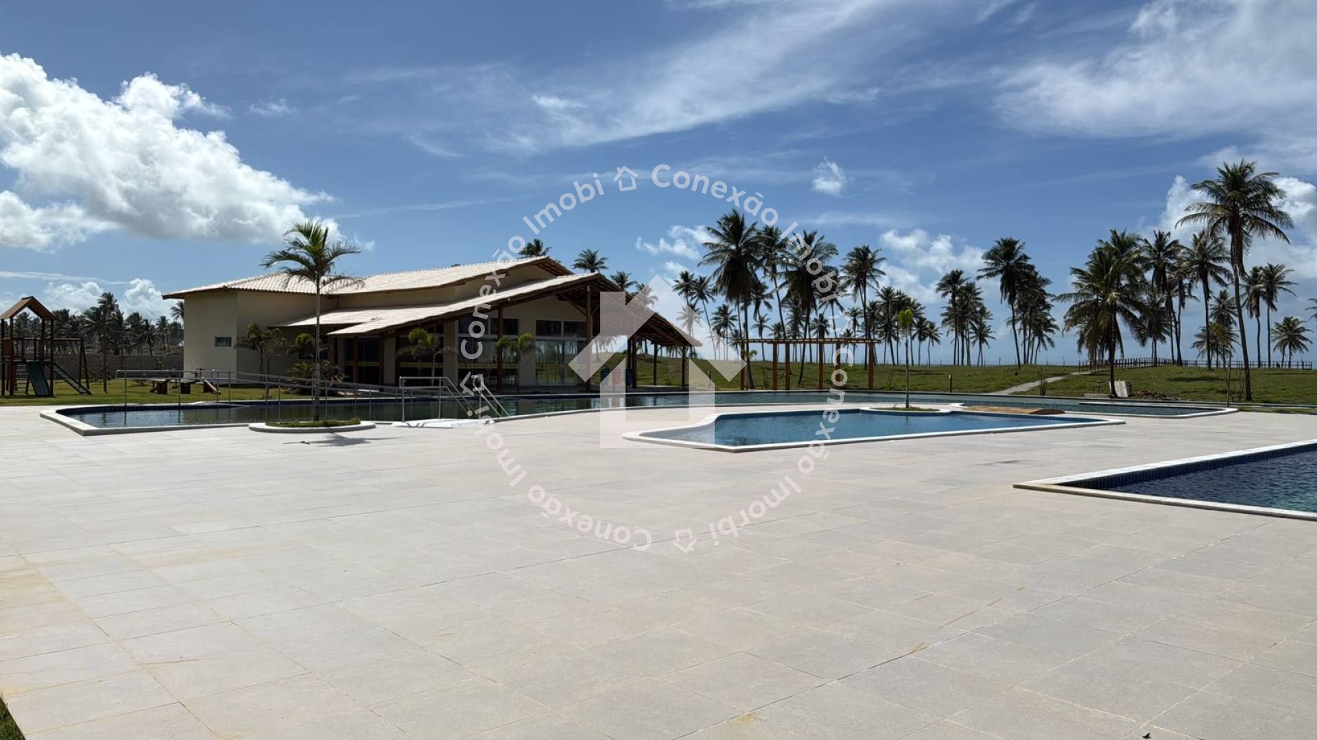 Lote à venda no CONDOMÍNIO MARES MALUÍ | 200 m²