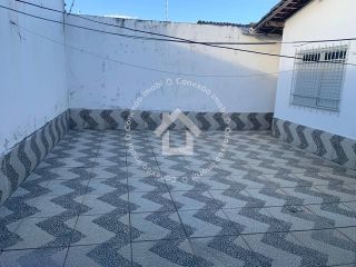 Casa à venda no Bairro Aruana | 2 Quartos, 1 Suíte