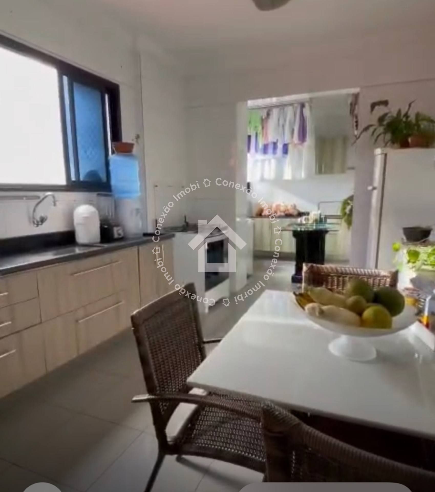 Apartamento à venda no EDIFÍCIO PLAZA DE MADRID - Bairro 13 de Julho | 4 Quartos, 2 Suítes