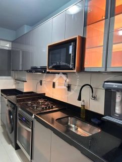 Apartamento à venda no CONDOMÍNIO VIDA BELA - Bairro Farolândia | 3 quartos e todo reformado
