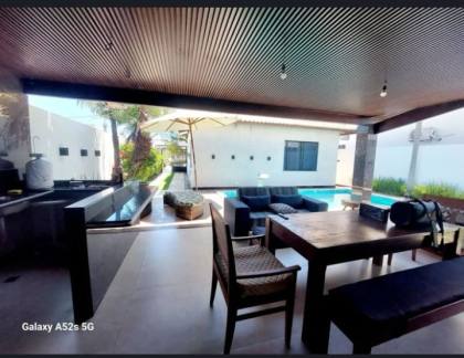 Casa à venda no CONDOMÍNIO COSTA MARINA | 3 Quartos, sendo 1 Suíte