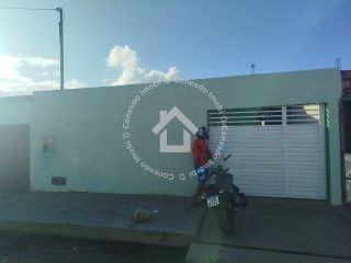 Casa à venda em Nossa Senhora do Socorro - Bairro Piabeta | 2 Quartos e Garagem