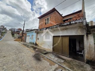 Casa à venda no Monte Belo  - Bairro Soledade | Com pavimento superior,  5 quartos sendo 1 suíte