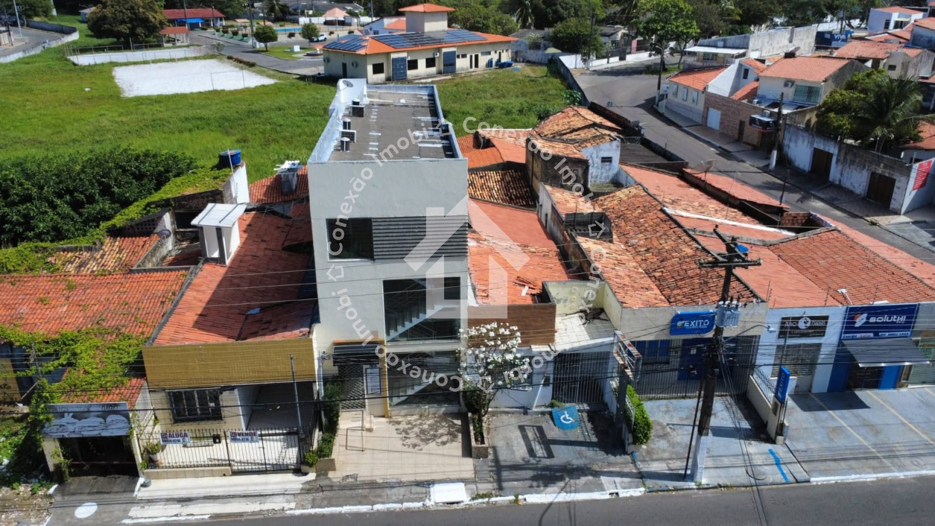 IMÓVEL COMERCIAL À VENDA EM AVENIDA MOVIMENTADA - 126 M² E 14 SALAS