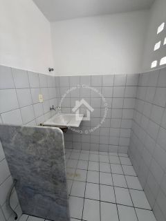 Apartamento à venda no CONDOMÍNIO ELIUDE CESAR - Farolândia | 3 quartos