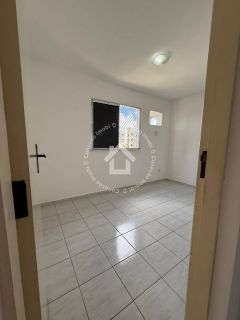 Apartamento à venda no CONDOMÍNIO ELIUDE CESAR - Farolândia | 3 quartos