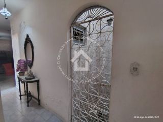 Casa ampla à venda no Conjunto Dom Pedro I | 4 Quartos, 1 Suíte