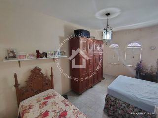 Casa ampla à venda no Conjunto Dom Pedro I | 4 Quartos, 1 Suíte