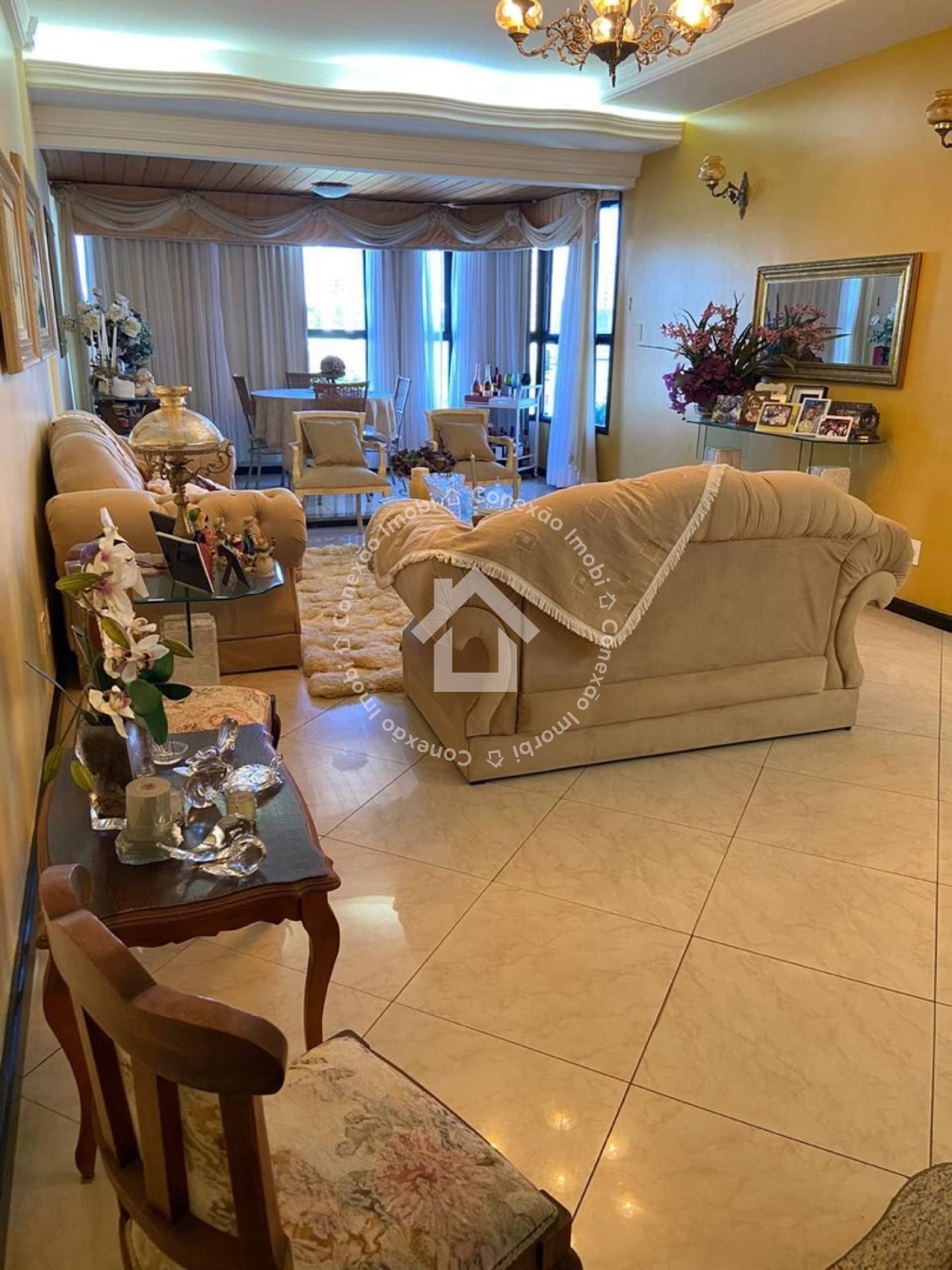 Apartamento à venda no CONDOMÍNIO OSCAR NIEMEYER - Grageru | 4 Quartos, 2 Suítes