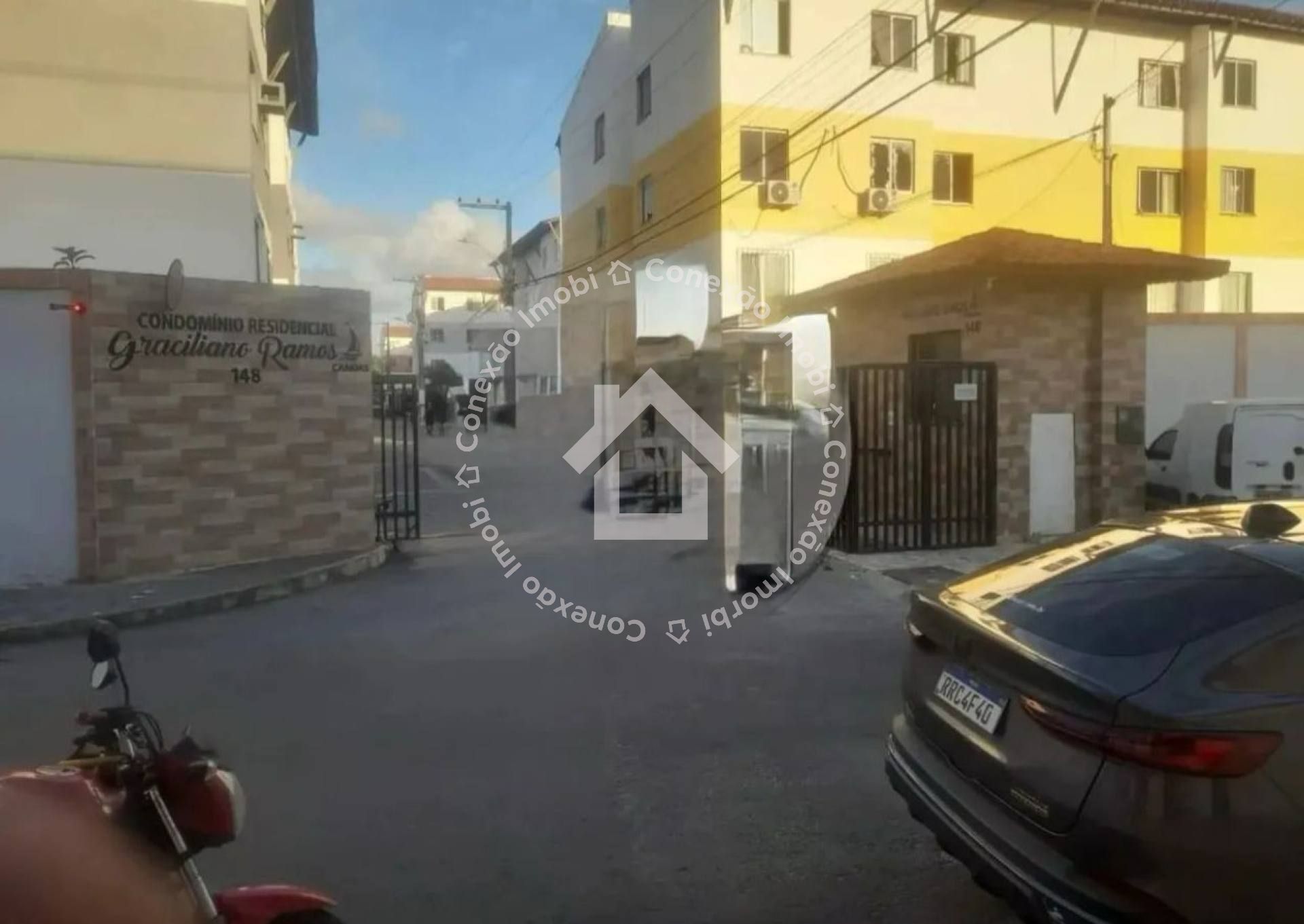Apartamento à venda no CONDOMÍNIO GRACILIANO RAMOS ( CANOAS ) - Farolândia | 3 Quartos
