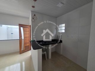 Casa à venda -  Bairro Lamarão | 2 quartos, toda reformada e próxima à pista nova