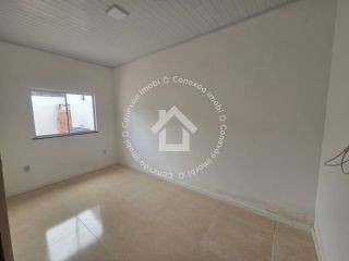 Casa à venda -  Bairro Lamarão | 2 quartos, toda reformada e próxima à pista nova