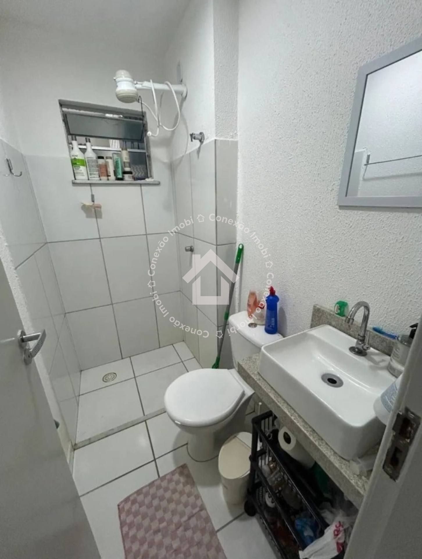 Apartamento à venda no CONDOMÍNIO FLORAVILLE SANTA LÚCIA - 3 Quartos, 1 Suíte
