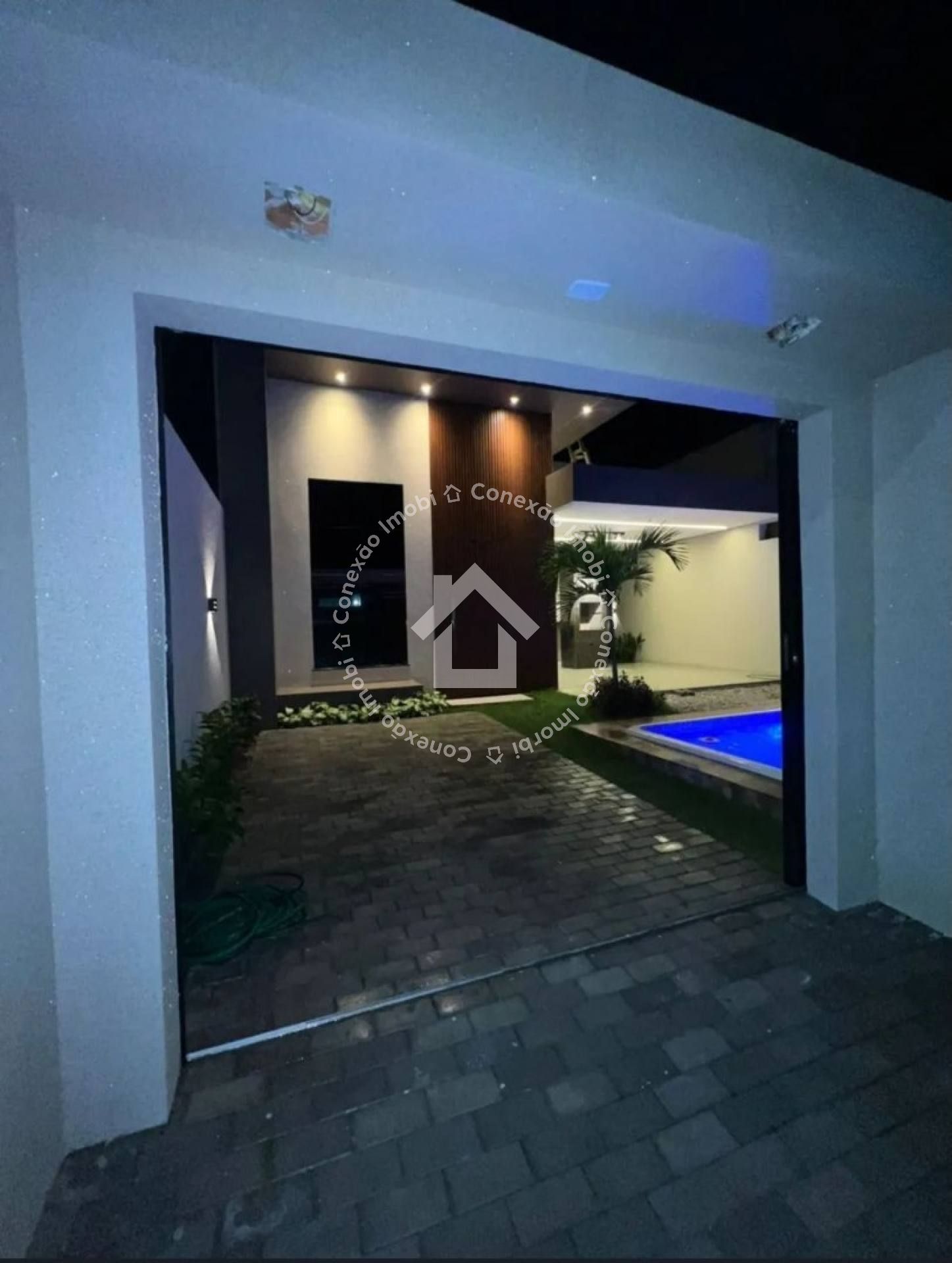 Casa à venda no Luar da Barra - Barra dos Coqueiros | Piscina e 3 quartos sendo 1 suíte