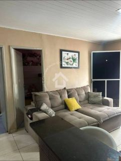 Casa à venda na Aruana | 3 quartos sendo 1 suíte