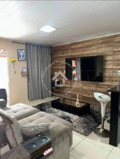 Casa à venda na Aruana | 3 quartos sendo 1 suíte