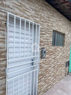 Casa  à venda no bairro Santos Dumont  - próximo à Smartfit |  2 quartos