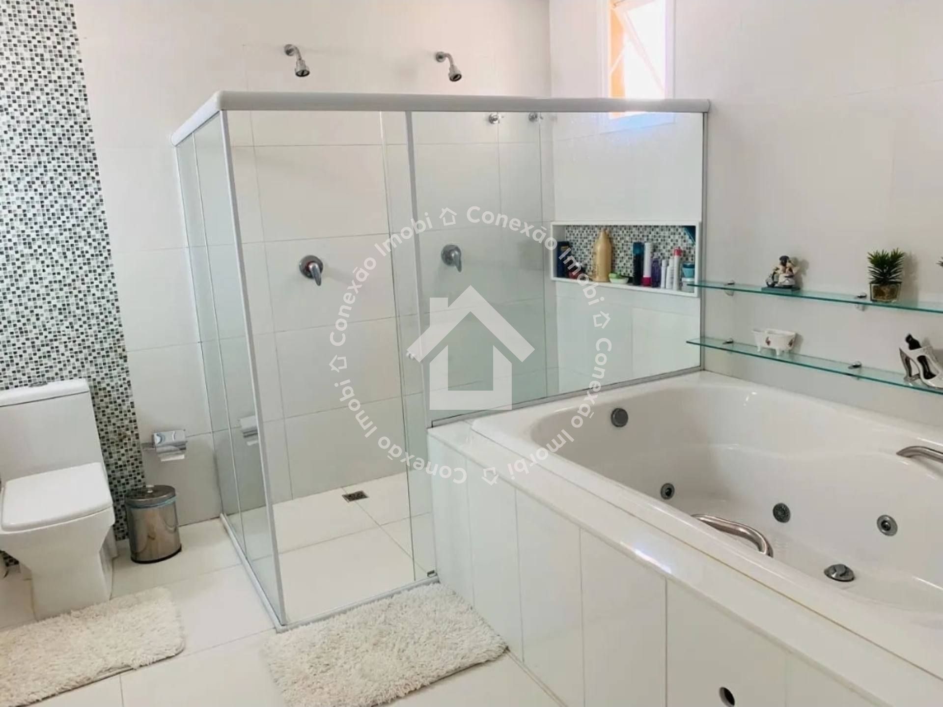 Casa de alto padrão com 4 suítes no CONDOMÍNIO MELÍCIO MACHADO -  Bairro Aruana